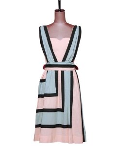 ベッツィ ジョンソン(BETSEY JOHNSON)のカラードレス(素材:ブル、色:ピンク、レディース)【商品番号:B007E5MZD4】