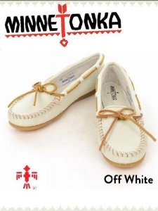 ミネトンカ(MINNETONKA)のドレス(柄:レース、素材:ラバー、色:モカ、レディース)【商品番号:B00DANU95U】