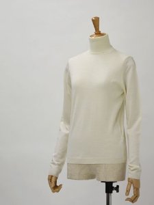クルチアーニ（Cruciani）のニット（素材：ニット、色：ホワイト、レディース）【商品番号：B00ELCR6B4】