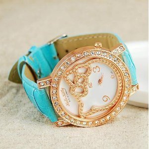 ティファニー(Tiffany&Co.)の時計(素材:ラインストーン、色:アクアブルー)【商品番号:B00F8EJLHQ】