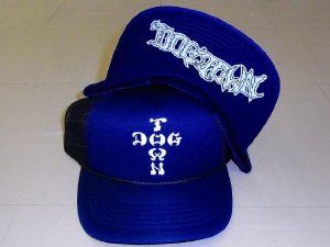 ドッグタウン(DOG TOWN)のキャップ(柄:プリント、素材:メッシュ、色:白、メンズ)【商品番号:B006IHYWZS】