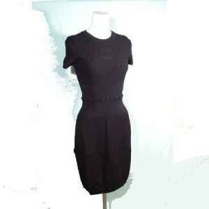 シャネル（CHANEL）のニット（素材：ニット、色：ブラック、レディース）【商品番号：B004UEGIRQ】